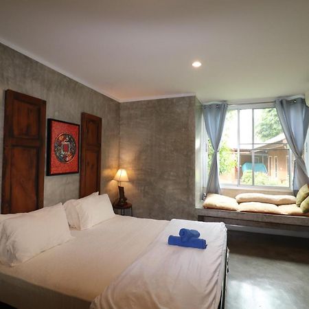 Gongkaew Huenkum Hotel Chiang Mai Luaran gambar