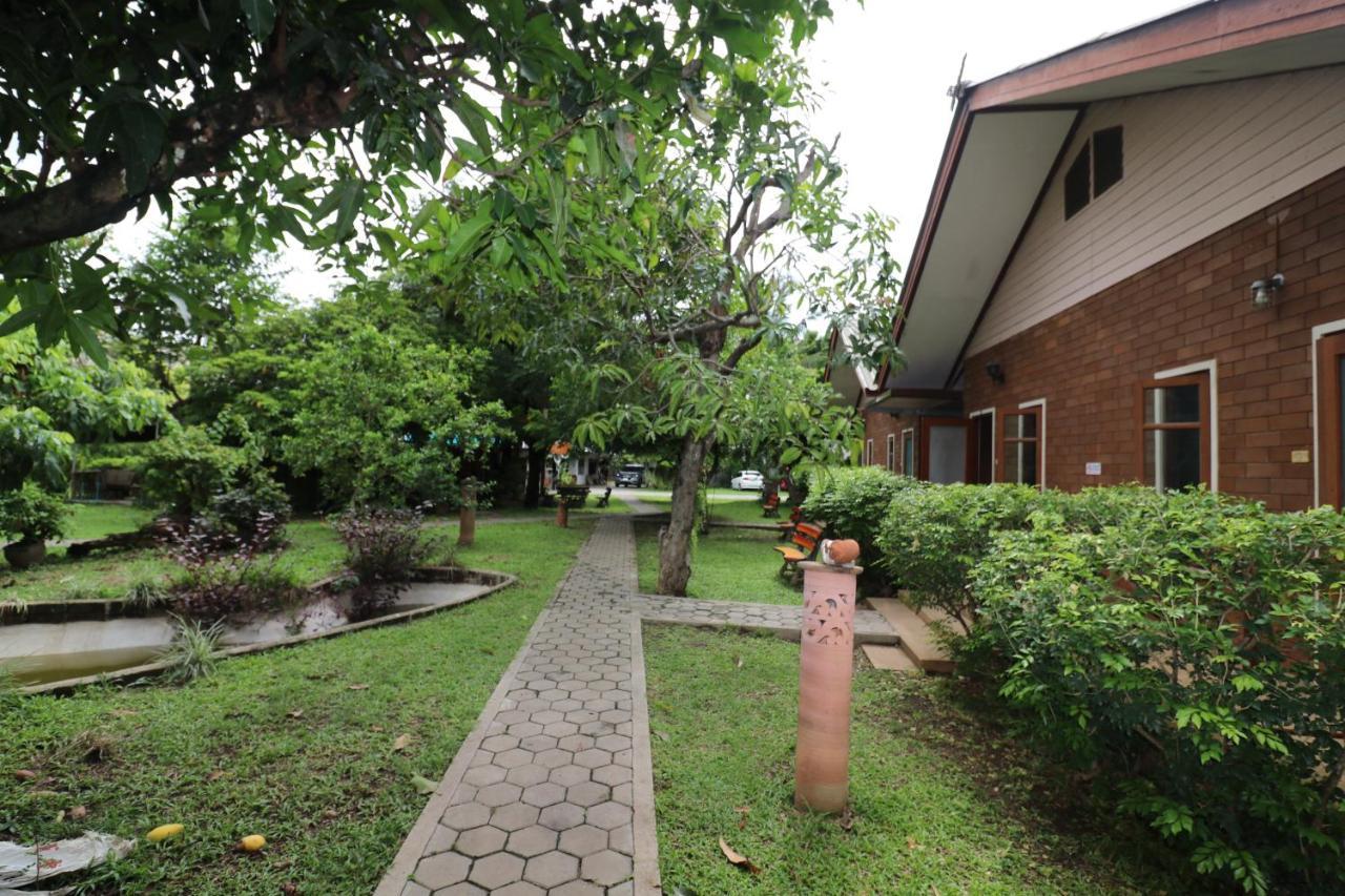 Gongkaew Huenkum Hotel Chiang Mai Luaran gambar